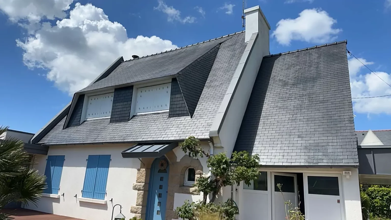 hydrofuge toiture maison bretonne apres